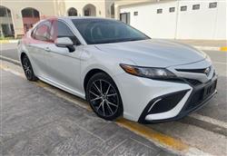 تۆیۆتا کامری